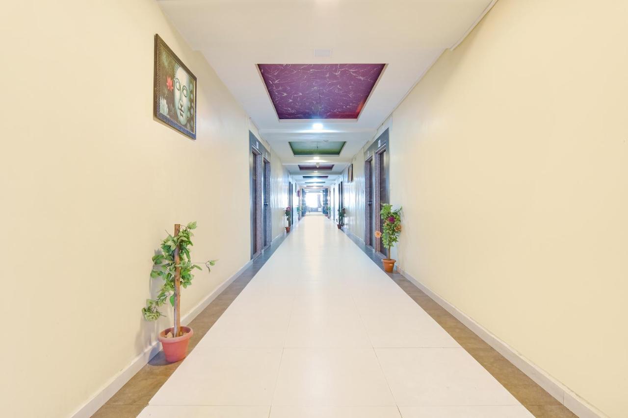 Fabhotel Apollo - Nr Odhav Ring Road Narora Exterior foto